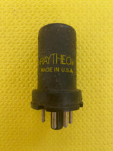 Load image into Gallery viewer, Raytheon 0Z4 OZ4 Vacuum Tube Valve NOS NIB
