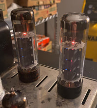 Load image into Gallery viewer, Matched Pair RFT Siemens Telefunken EL34 6CA7 Vacuum Tubes Valves NOS-Testing
