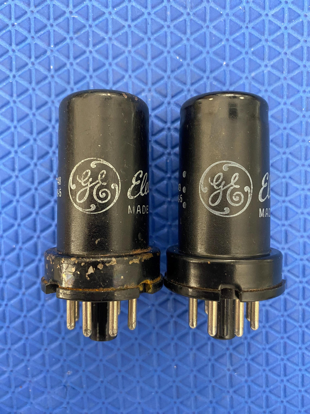 Matched Pair General Electric GE 6SJ7 6J8P Vacuum Tubes Valves NOS-Testing
