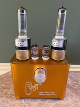 Load image into Gallery viewer, Matched Pair Matsushita 6AQ5 6AQ5A Vacuum Tubes NOS-Testing
