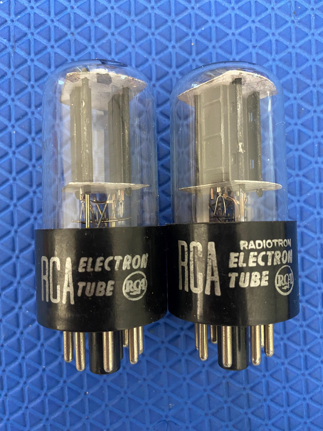 Matched Pair RCA 6SN7 6SN7GTB Vacuum Tubes Valves Copper Support Rods