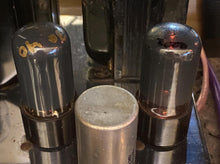 Load image into Gallery viewer, Matched Pair Hytron 6V6 6V6GT Vacuum Tubes Valves Gray Side And Top Glass NOS-Testing
