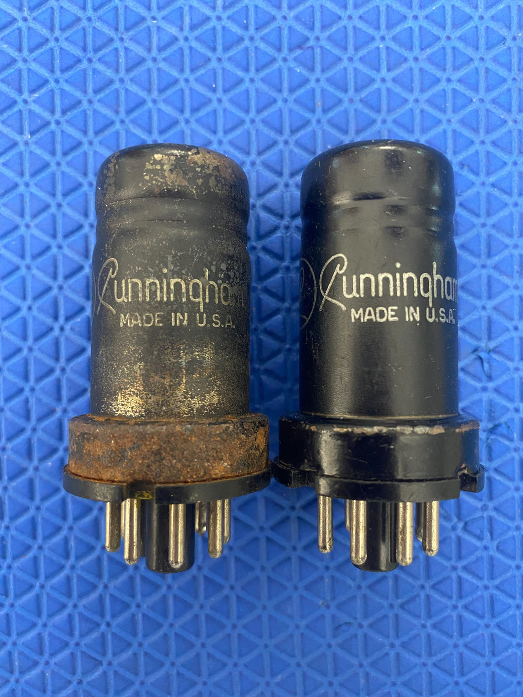 2 Cunningham 1852 6AC7 Vacuum Tubes Valves Industrial Grade Lot Of Two