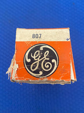 Load image into Gallery viewer, General Electric GE 807 Vacuum Tube Valve NOS NIB
