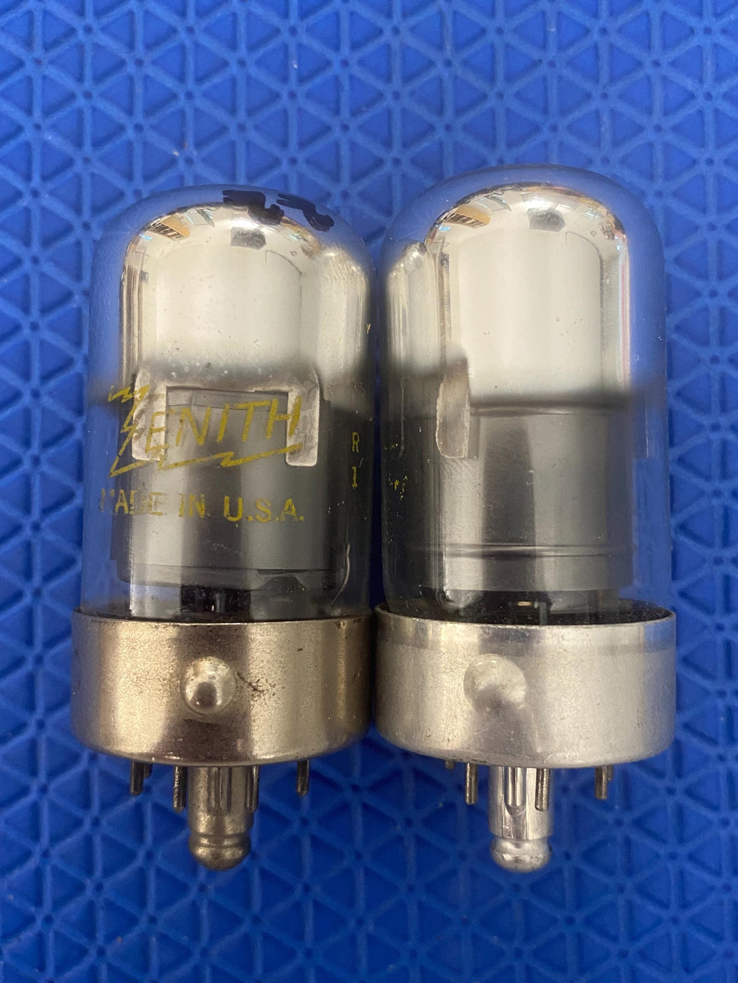 2 US-Made 1LN5 Vacuum Tubes Valves Lot Of Two