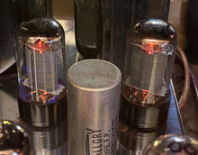 Load image into Gallery viewer, Matched Pair Raytheon Uniline 6V6 6V6GTA 6P6 6P6P Vacuum Tubes Valves Clear Bottles
