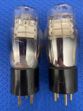 Load image into Gallery viewer, 2 US-Made Number / Type 33 #33 Vacuum Tubes Lot Of Two

