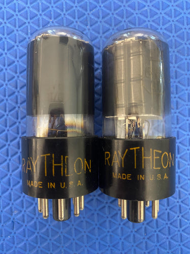 Matched Pair Raytheon 6V6 6V6GT Vacuum Tubes Valves Black Glass Copper Support Rods