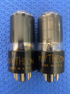 Matched Pair Raytheon 6V6 6V6GT Vacuum Tubes Valves Black Glass Copper Support Rods