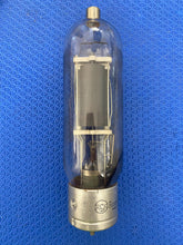 Load image into Gallery viewer, RCA Radiotron 805 Vacuum Tube Output Valve
