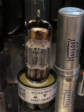 Load image into Gallery viewer, 3 Matsushita 8FQ7 / 8CG7 Vacuum Tubes Valves Copper Support Rods Lot Of Three

