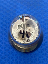 Load image into Gallery viewer, Wizard Number / Type 19 #19 Vacuum Tubes Valve NOS-Testing
