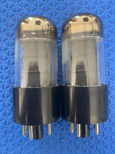 Load image into Gallery viewer, Matched Pair General Electric GE 6V6 6V6GT Vacuum Tubes Valves Copper Support Rods Black Plates Silver Tops Clear Bottles NOS NIB
