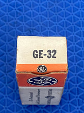 Load image into Gallery viewer, General Electric GE GE-32 GE32 Transistor NIB
