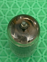 Load image into Gallery viewer, Sylvania 6BE6 JANCHS6BE6 Vacuum Tube Milspec NOS NIB
