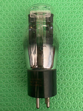 Load image into Gallery viewer, RCA Radiotron Number Type 80 Vacuum Tube Rectifier Black Plates Shoulder ST Shape Hanging Filaments
