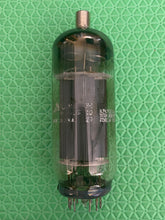 Load image into Gallery viewer, Zenith 6LF6 Vacuum Tube
