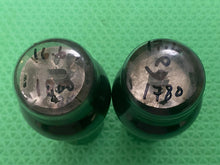 Load image into Gallery viewer, Matched Pair RCA 6F6 6F6G Vacuum Tubes ST Shoulder Shape
