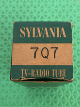 Load image into Gallery viewer, Sylvania 7Q7 Vacuum Tube NOS NIB

