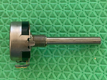 Load image into Gallery viewer, Clarostat 43C1-30K 30K Ohm 2 Watt Standard Taper Potentiometer NOS NIB
