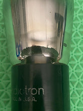 Load image into Gallery viewer, RCA Radiotron 6N7 6N7G Vacuum Tube Shoulder ST Shape
