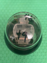 Load image into Gallery viewer, Wizard 6N7 6N7G Vacuum Tube Shoulder ST Shape
