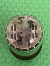 Load image into Gallery viewer, Raytheon 5Y3 5Y3GT JANCRP5Y3GT/G VT197A Milspec Vacuum Tube Rectifier Black Plate
